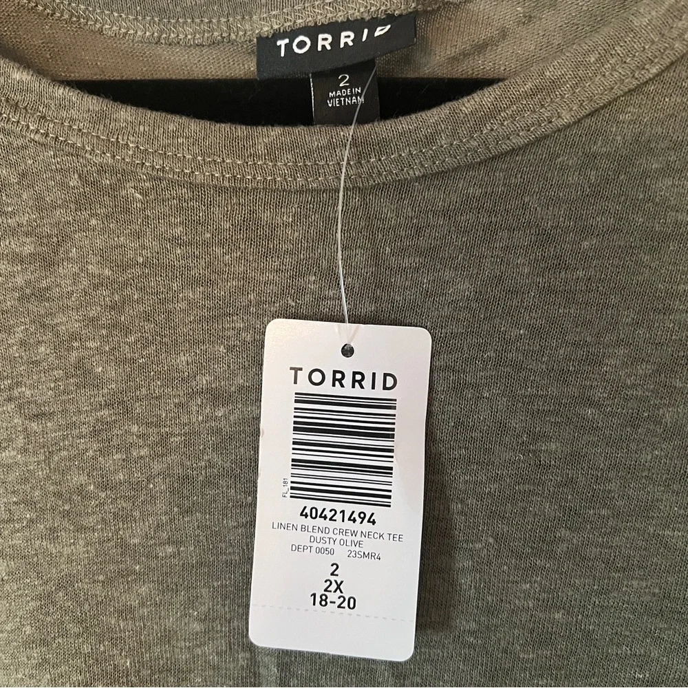 Torrid Bundle of 3 Linen Blend Shirts - Picture 6 of 10